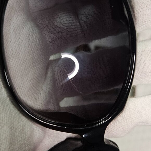 AUTHENTICATED GUCCI SUNGLASSES - Picture 13 of 16